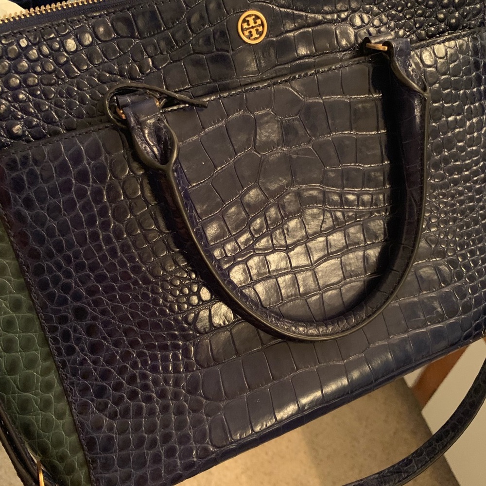 Tory burch medium Tote bag.